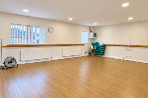 Office to rent Image 6