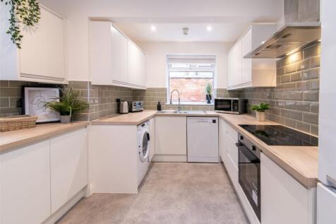 Teversal Avenue, Nottingham, NG7 photo 3