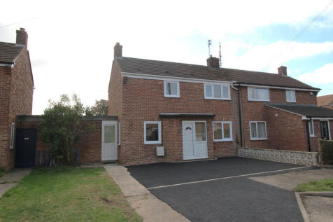 Sleaford, NG34 - property photo