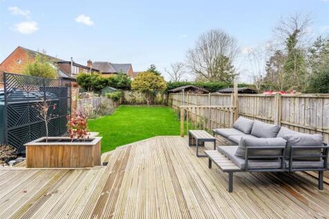 6 Kingswood Close_18.jpg