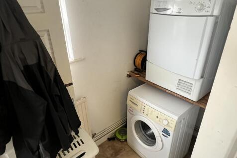 Utility Room / Laundry Room