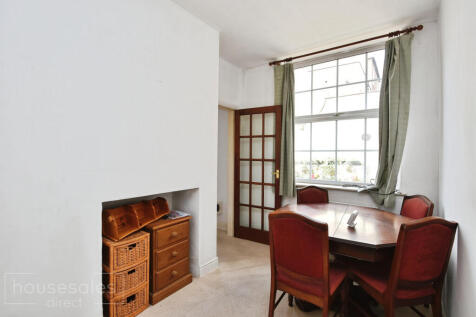 Living/Dining Room
