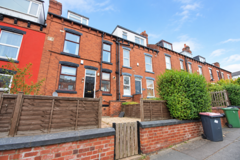 Victorian Terrace Row with Front Gardens