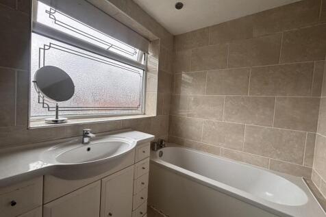 Upstairs Bathroom
