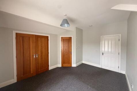 Crosby Road North, Liverpool, L22 photo 5