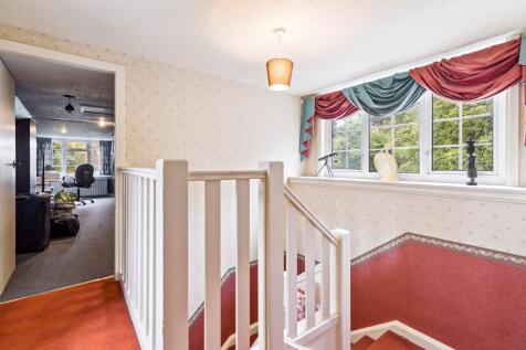 4 bed, 4 bath Detached in Glasgow - Photo 39