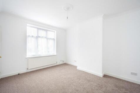 Invermore Place, London, SE18 photo 3