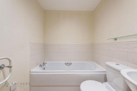 41St.FrancisClose(InteriorNew)(18of18).jpg