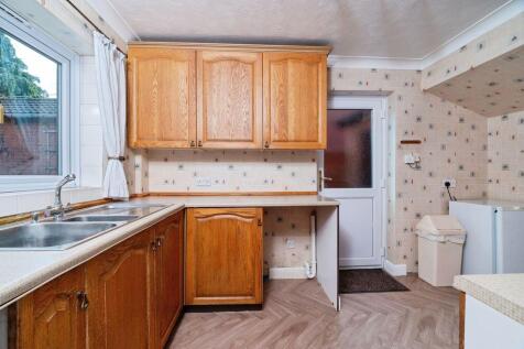 Kitchen pic 2