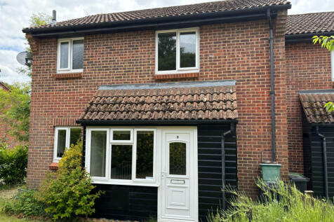 1 bed semi-detached house