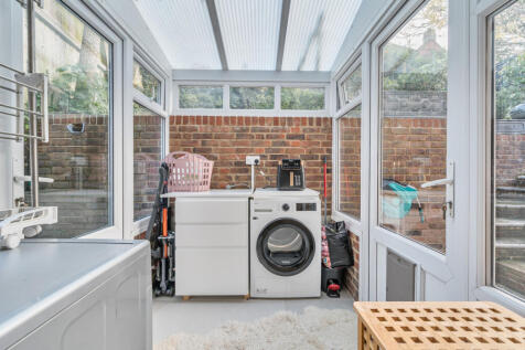 1374475-17-6904de...