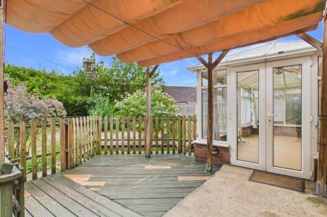 Yew Tree Road - Whole photo 3