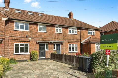 Ilford, IG6 - property photo