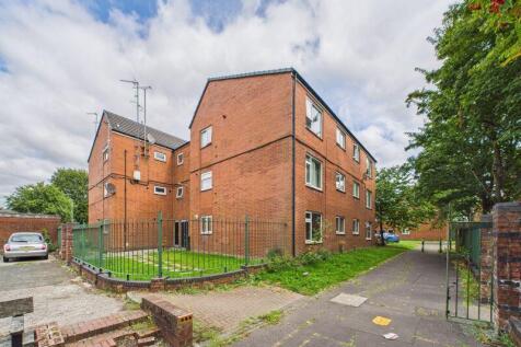Manchester, M24 - property photo