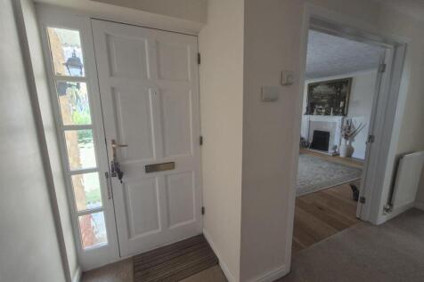 Hallway.2.jpg