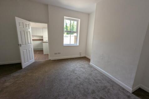 Beech Tree Houses, Wigan, WN2 photo 3