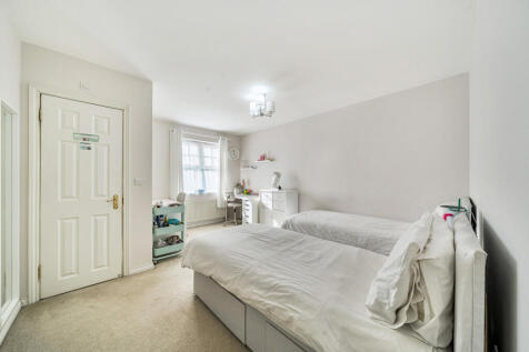 1355166-3-68c9944...