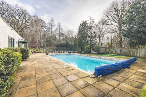 Resident Pool
