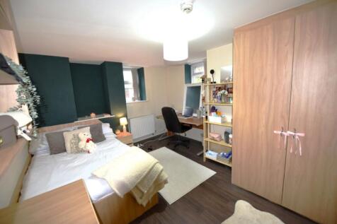 Wood Lane photo 4