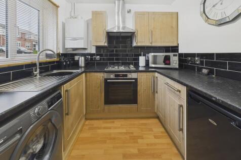 CAM04273G0-PR0215...