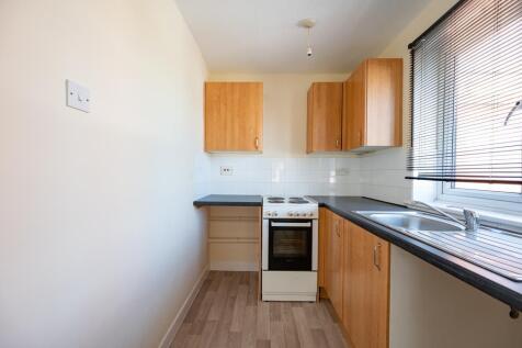 Flat 3 Gable Mews 23 1.jpg