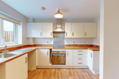 Rays Meadow 4 Kitchen 2.jpg