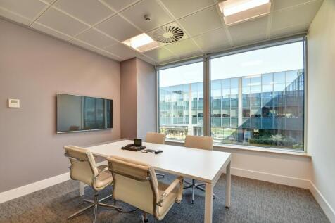 Office to rent Image 4