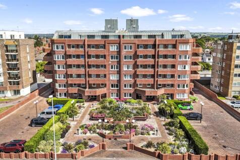 6 Capelia House-001.JPG