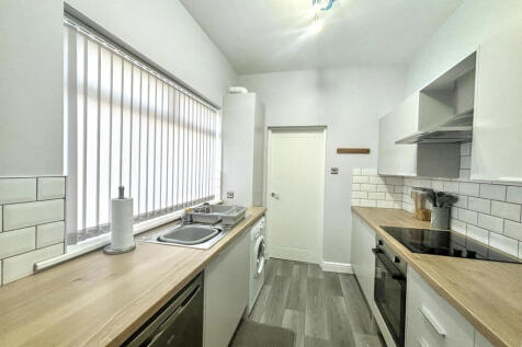Ellesmere Gardens, Choppington, Northumberland, NE62 5TY photo 4