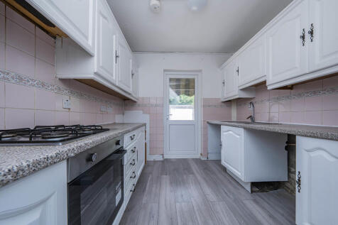 Harmondsworth Road, West Drayton photo 3