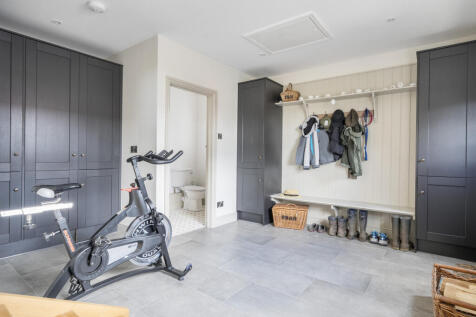 29-6819d932071b6-...