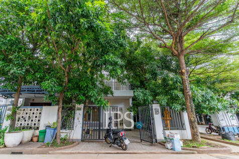 4 Bedroom Corner Twin Villa for Sale - PH Rosato, Chbar Ampov, Phnom Penh