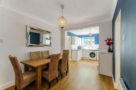 , Rosslyn Avenue-5.jpg