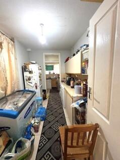kitchen dining.jpg