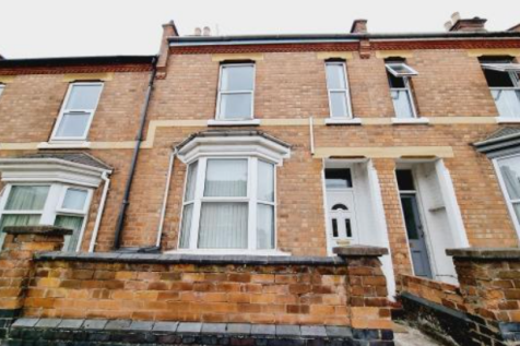 5-bed house on 62 Tachbrook Street, Leamington Spa, £3,625/mo