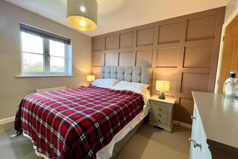 thumbnail_IMG-180...