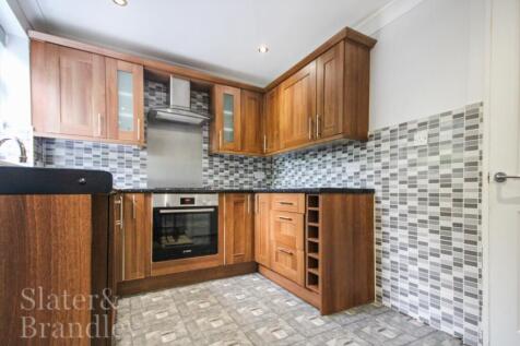 Shelton Avenue, Hucknall, Nottingham, NG15 7QA photo 3