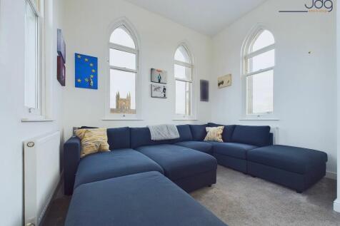 Sitting Room / Bedroom in the Turret