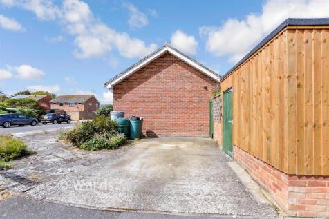 Driveway/Parking