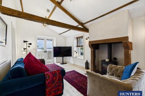 Living &amp; Dining Room