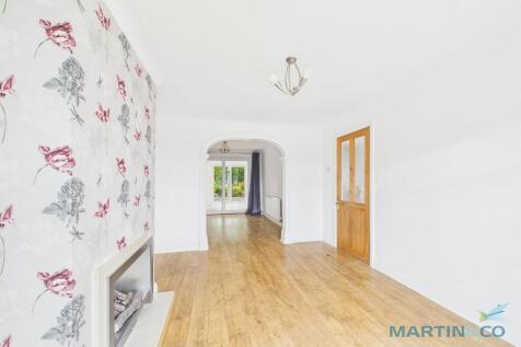 Through Lounge As...