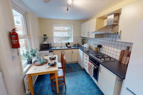 Dunlop Avenue, Nottingham, Nottinghamshire, NG7 photo 3