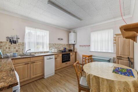 94182_Flat 7 Harnleigh Green 80 Harnham Road(8).jp