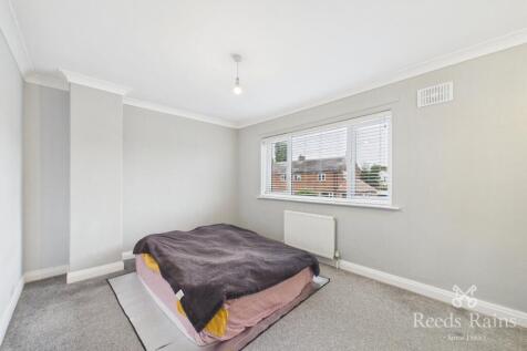 Gerard Avenue, Morley, Leeds, West Yorkshire, LS27 photo 4