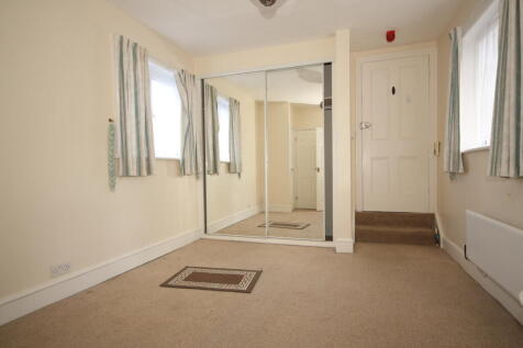 Studio Room