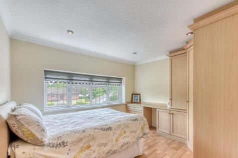 49 Sabrina Road-bed3.jpg