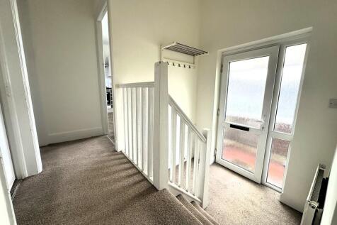Kingsfield Avenue, Harrow photo 3