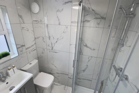 11 St Georges Road, Leamington Spa photo 3