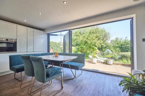 Bradgate Gardens _7.jpg