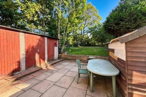 68 Farm Avenue, W...